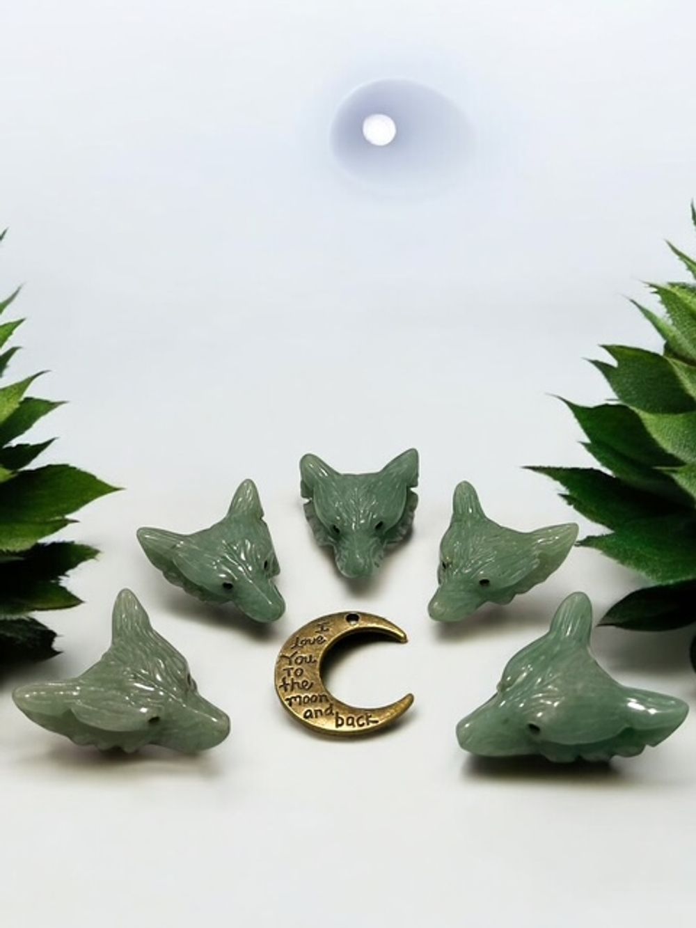 Green Aventurine Wolf Carving Crystal